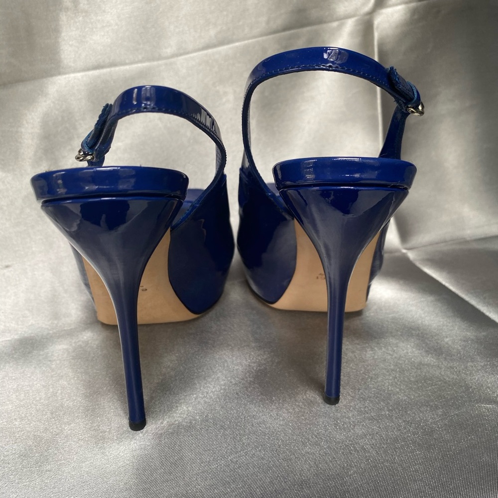 Gucci Open Toe Navy Platform Pumps - Picture 6 of 7
